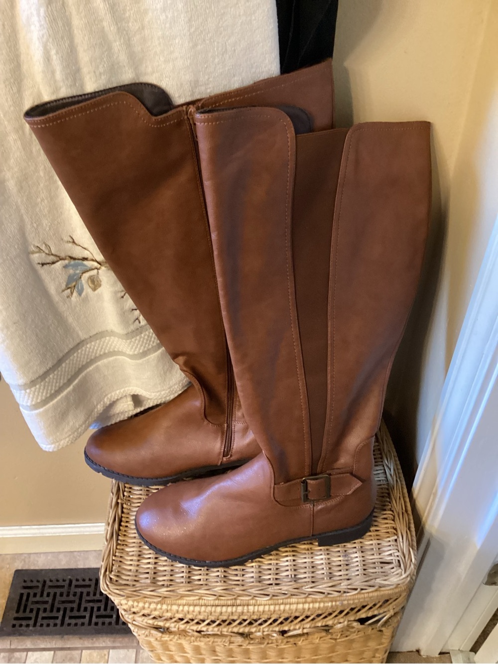 comfortview Chestnut Brown Tall Riding Boots